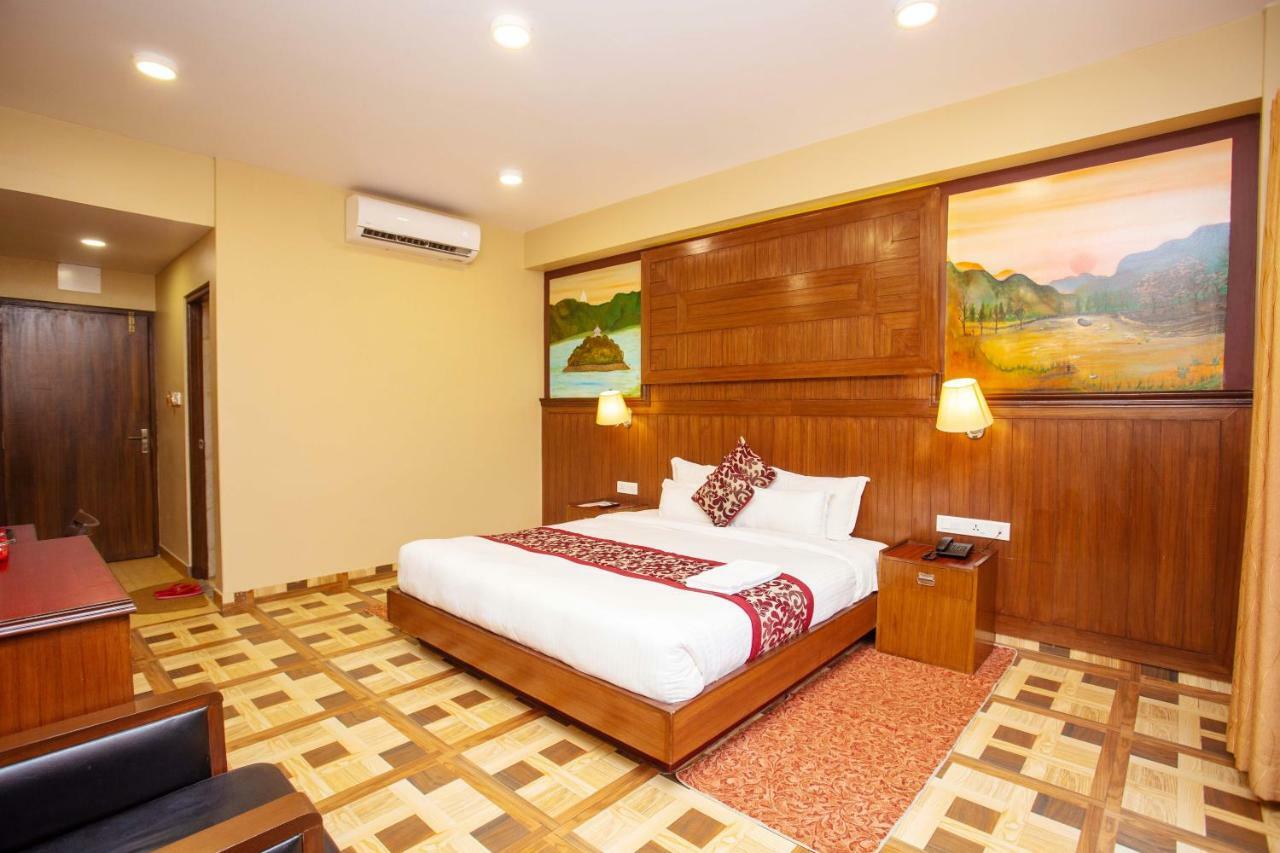 Hotel Iceland Pokhara Exterior foto